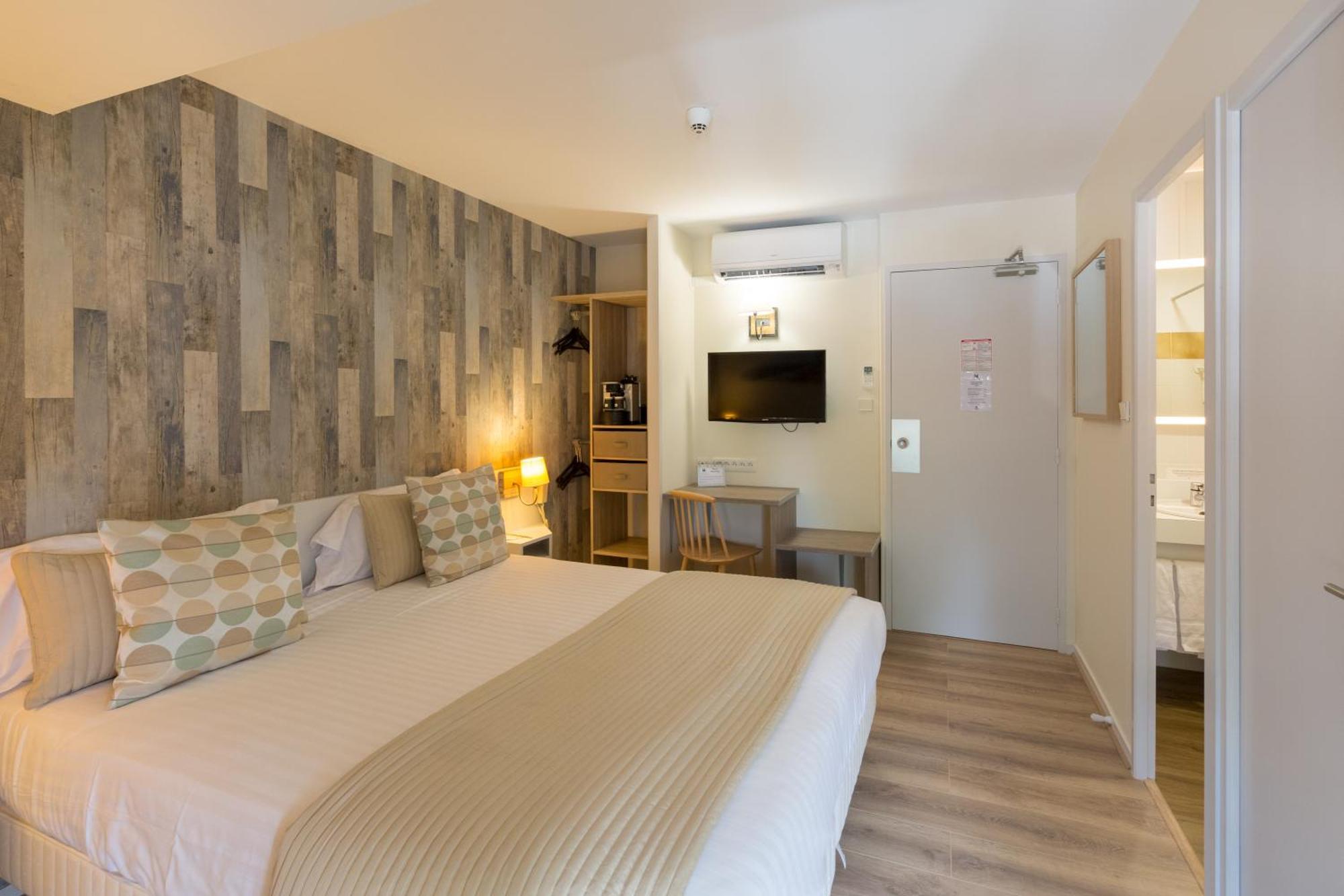 Pey La Tour - Logis Hotels & Restaurant Salleboeuf المظهر الخارجي الصورة