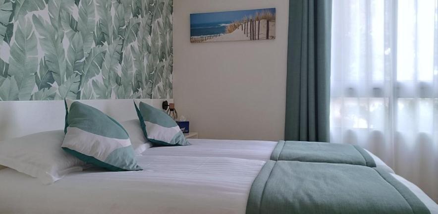 Pey La Tour - Logis Hotels & Restaurant Salleboeuf المظهر الخارجي الصورة